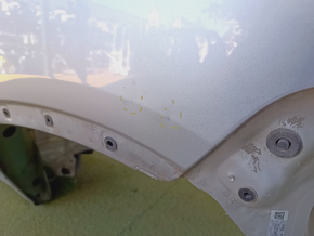 Quarter wing rear left Chevrolet Trax 15-20 silver, sawed off, with central pillar, butts