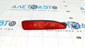Reflector rear right Mazda 3 14-18 BM, broken mount