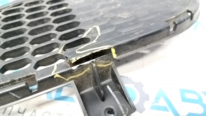 Jeep Compass 17 Front Bumper Lower Grille - Broken