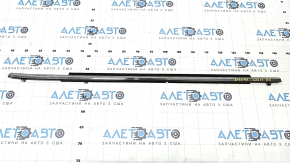 Molding door-glass central rear right Mazda CX-5 17- chrome, butts, broken fasteners