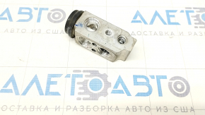 Air Conditioner Heater Valve Hyundai Elantra 21-