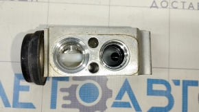 Air Conditioner Heater Valve Hyundai Elantra 21-