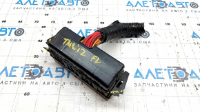 Fuse box left Tesla Model S 12-20 case broken