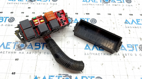 Fuse box left Tesla Model S 12-20 case broken
