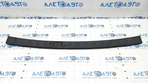 Upper rear bumper trim Ford Explorer 20 - scratches, broken fasteners