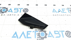 Right wiper grille seal Toyota Prius 50 16 - cracks