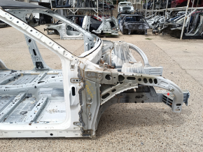 Front right quarter Ford Explorer 20 - on the body, white
