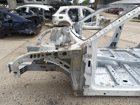 Front left quarter Ford Explorer 20 - on the body, white