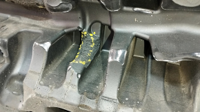 Volvo XC90 16-22 Engine Cover Tear