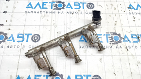 Fuel rail Ford Focus mk3 15-18 1.0T rest with sensor