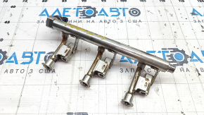 Fuel rail Ford Focus mk3 15-18 1.0T rest with sensor