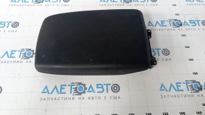 Armrest Toyota Highlander 08-13 leather, black, scuffs, dents