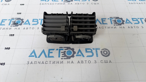 Air duct deflector center console Toyota Solara 2.4 04-08