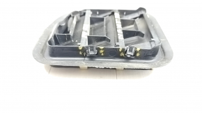 Right ventilation shield Lincoln Nautilus 19-23 small, broken mount