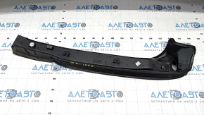 Trunk door trim side left Lincoln Nautilus 19-23 on the body