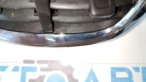 Chevrolet Malibu 16 center console air duct - chrome, bump, scuffs