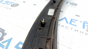 Rear right wing arch trim Audi Q5 80A 18 - broken fastening, scratches