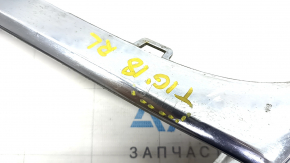 Left muffler frame VW Tiguan 18 - chrome, cracks on chrome