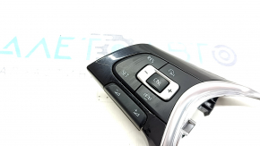 Steering wheel control buttons VW Tiguan 18 - under radar, scratches