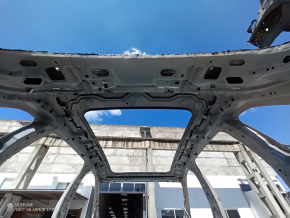 Metal roof Lincoln Nautilus 19-23 for panoramic, on the body, dented