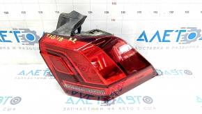 Light outer wing right VW Tiguan 18-usa, scratches