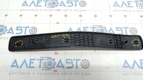Door sill outer rear left Lincoln Nautilus 19-23 black, broken fastener scratches