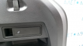 Right arch trim VW Tiguan 18 - black, under 2 rows, scratches