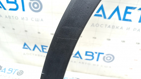 Front left wing arch trim VW Tiguan 18- structure, crack in fastening, scratch