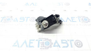 Positive terminal of battery Toyota Prius 30 10-15