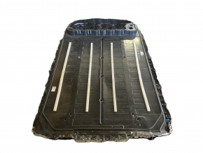 Battery case VVB Tesla Model 3 18-20 RWD with hardware and pipes, dented cover