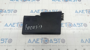 Ford Focus mk3 11-14 underhood fuse box cover broken mount