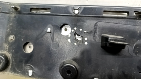Lower grille of the front bumper Chevrolet Volt 16 - for parking sensors, chrome, sand, cracks, broken fragment