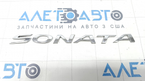 Emblem inscription Sonata trunk lid Hyundai Sonata 18-19