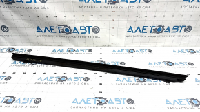 Glass seal inner front right Lexus ES300h ES350 13-18