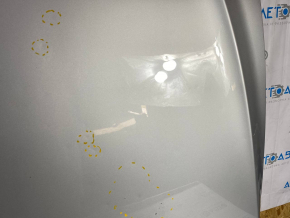 The hood is bare Tesla Model S 12-15 pre-rest aluminum silver PMSS, pokes hail, peeled paint