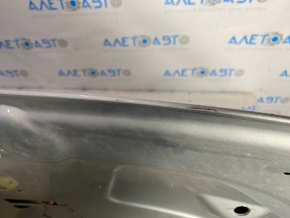 The hood is bare Tesla Model S 12-15 pre-rest aluminum silver PMSS, pokes hail, peeled paint