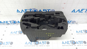 Foam under the tool VW Passat b8 16-19 USA is crushed