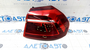 Lamp outer wing right VW Passat b8 16-19 USA halogen dark, scratches