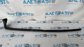 Glass seal inside front right door Chevrolet Camaro 16-