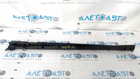 Glass seal inside front left door Chevrolet Volt 11-15