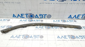 Rear bumper molding right VW Passat b8 16-19 USA chrome, broken fastening, cracks, scratches