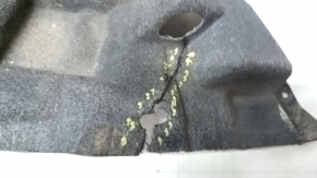 Front left fender liner Chevrolet Volt 16 - tears, missing part of fragment