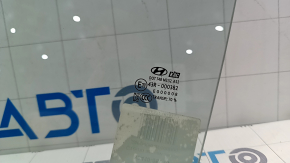 Glass of the rear left door Hyundai Sonata 11-15
