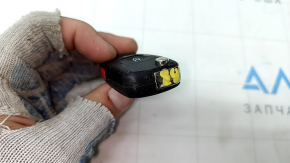 Key VW Passat b8 16-19 USA 4 buttons, folding, scratches