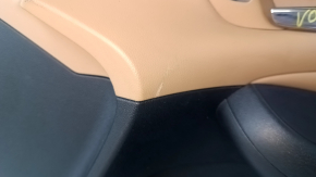 Door trim card front right Chevrolet Volt 16- black, with brown insert leather, BOSE, scratches, abrasions