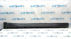 Right threshold Ford Explorer 11-19 structure, scratches