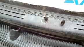 Wiper grille plastic Ford Explorer 11-19 broken fastener