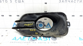 Bumper grille right VW Tiguan 12-17 rest under fog lights, crack in mount