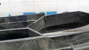 Lower grille front bumper center VW Tiguan 18- structure, cracked