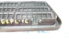Right ventilation shield Ford Explorer 11-19 broken mount